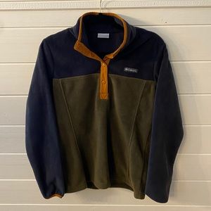 Women’s Columbia Pull-over